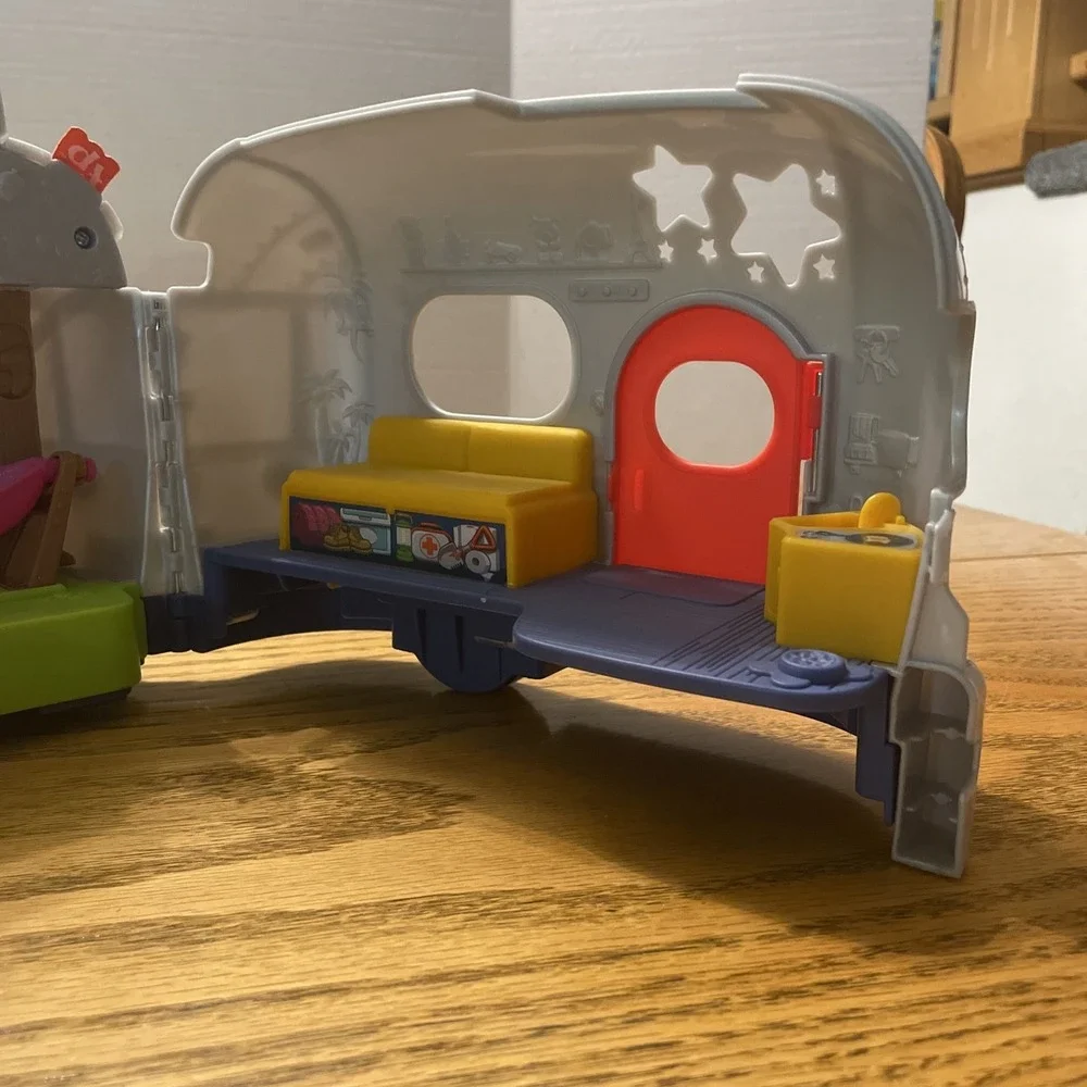 Fisher Price Little People Learning RV Camper TRAILER Songs Sound Lights Hammock